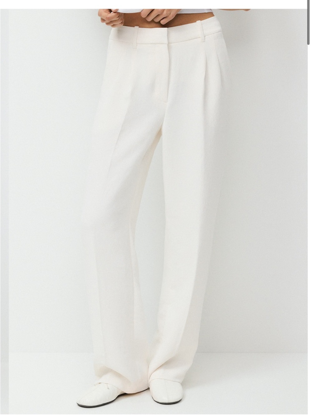 Aritzia- the effortless pant-crepette